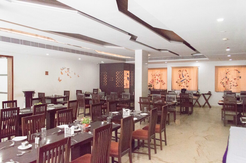 OYO 5038 Lakshmi Hotel, Thanjavur, Thanjavur