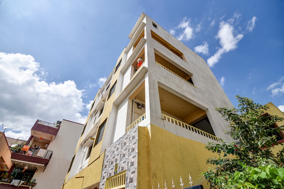 OYO LIFE PUN944 Viman Nagar, Viman Nagar, Pune