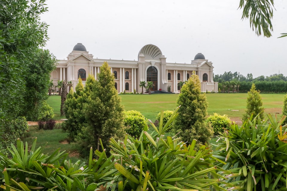 OYO Townhouse 930 Green Island Resort, Sirsa, Sirsa