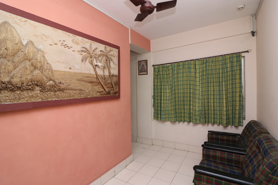 Collection O 5043 Ratnakar Days' Inn, Ballygunge Kolkata, Kolkata