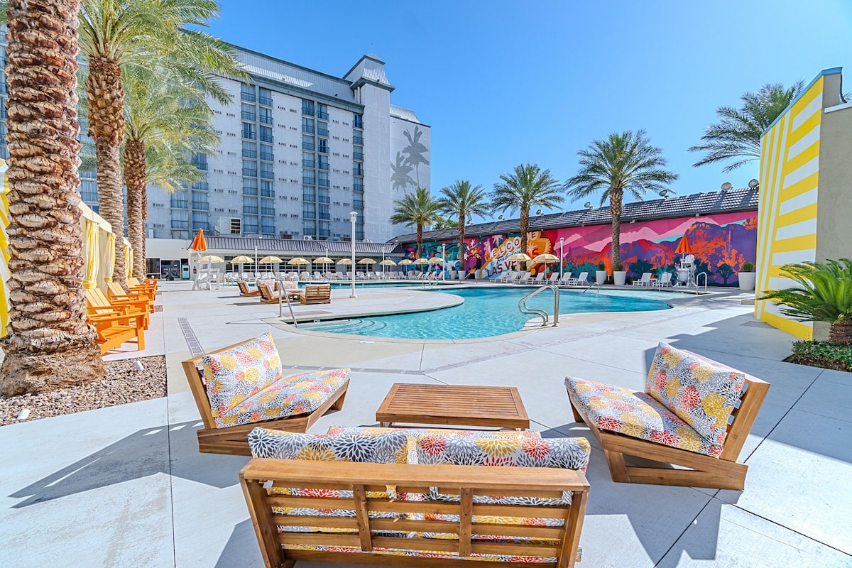 OYO Hotel and Casino Las Vegas in a prime location