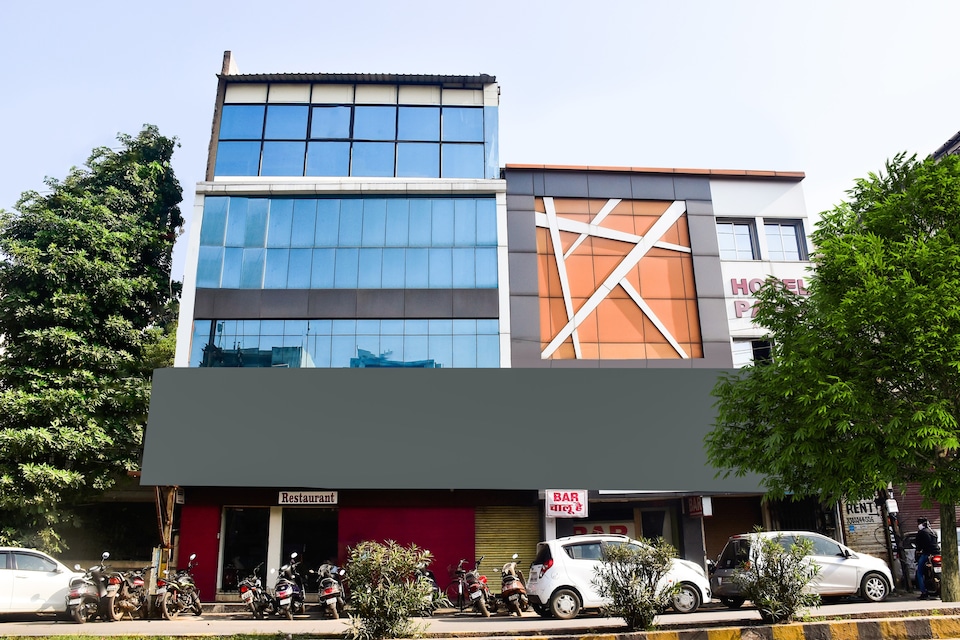 Capital O 62227 Hotel Orchid Lounge, Pandri Road, Raipur