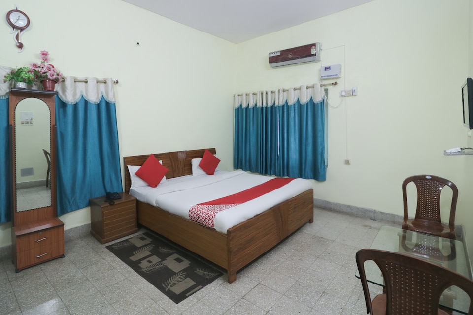 OYO 62229 Rudra Palace, Harmu, Ranchi