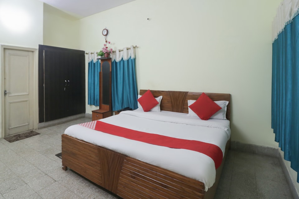 OYO 62229 Rudra Palace, Harmu, Ranchi