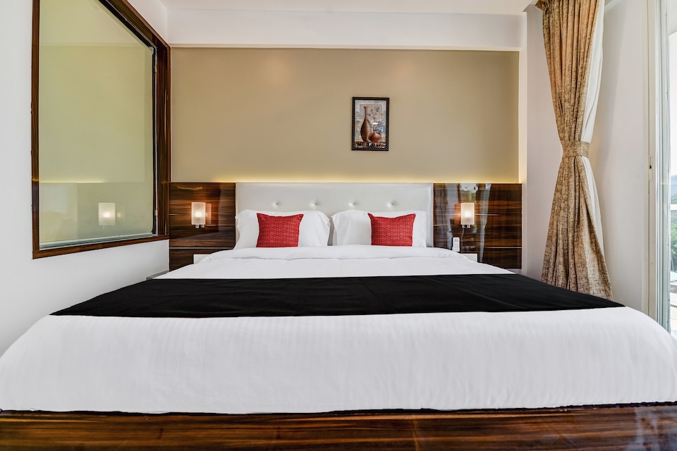 Capital O 62236 Four Seasons Resort, Bavdhan Pune, Pune
