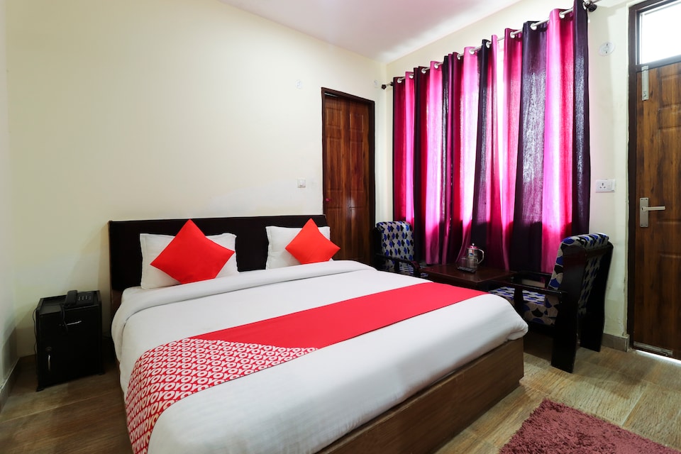 OYO 62237 Silver Dew Resorts, Dhanaulti, Dhanaulti