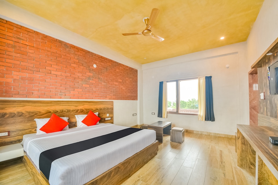 Capital O 62240 Hotel Tejasvini, Bijainagar, Bijainagar