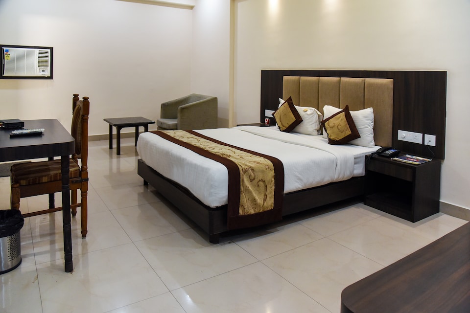 Capital O 5047 Hotel President, Gandhi Maidan Patna, Patna