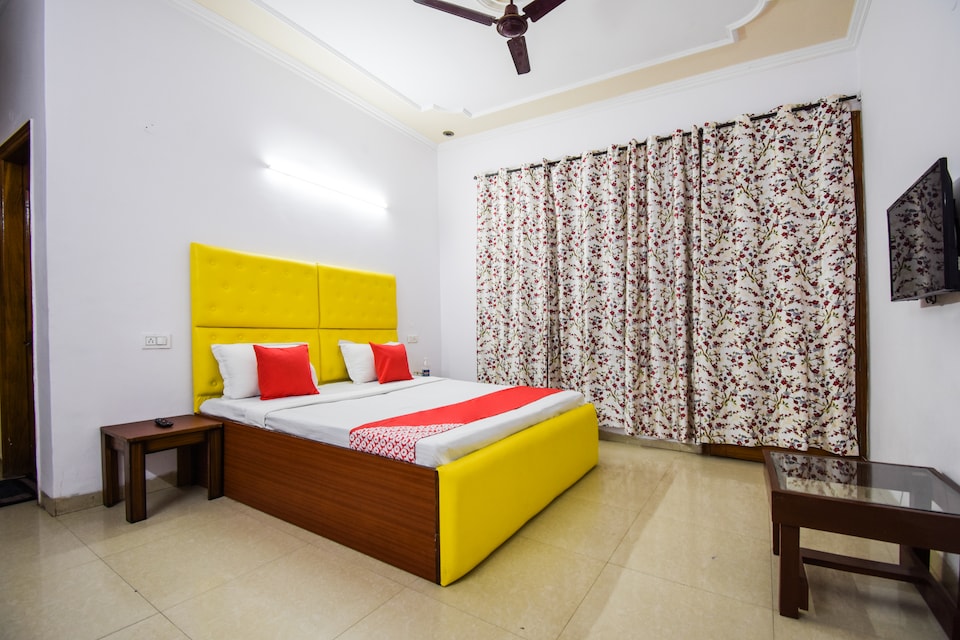 OYO 62261 Bnb Nest 1, Mohali, Mohali