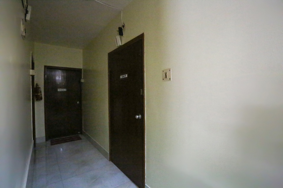 OYO 62266 Deepak Guest House, Salt Lake Kolkata, Kolkata