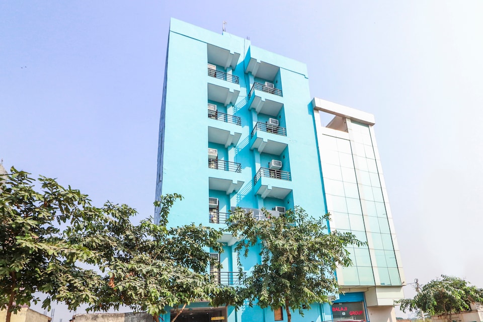 Live as a NOD916, Noida Industrial Area Mamura, Noida