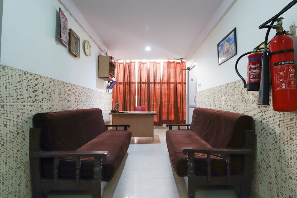 OYO 62288 Hotel Sapna, Alambagh Lucknow, Lucknow