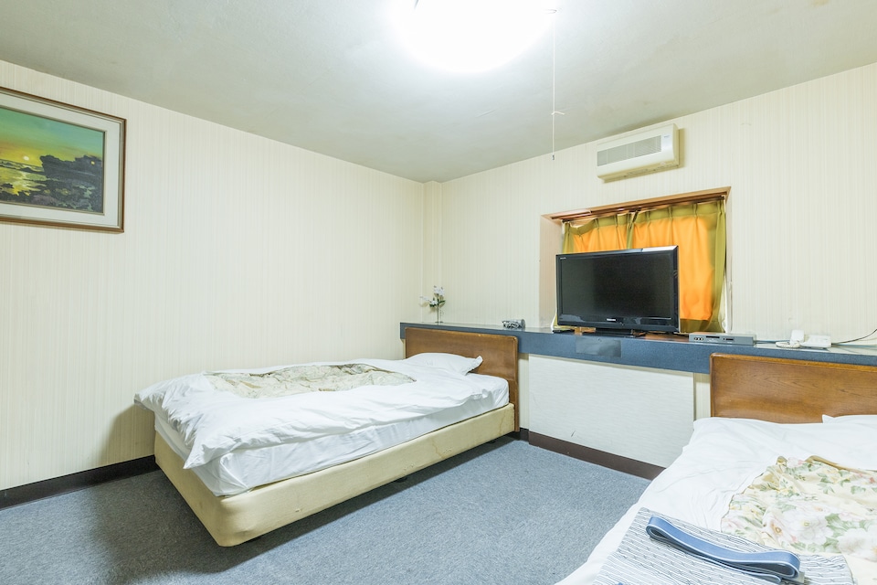 OYO Joetsu Central Hotel Takada-Nakamachi, Joetsu, Joetsu
