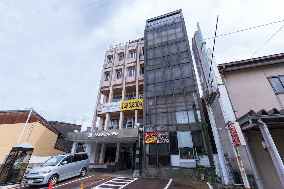 OYO Joetsu Central Hotel Takada-Nakamachi, Joetsu, Joetsu