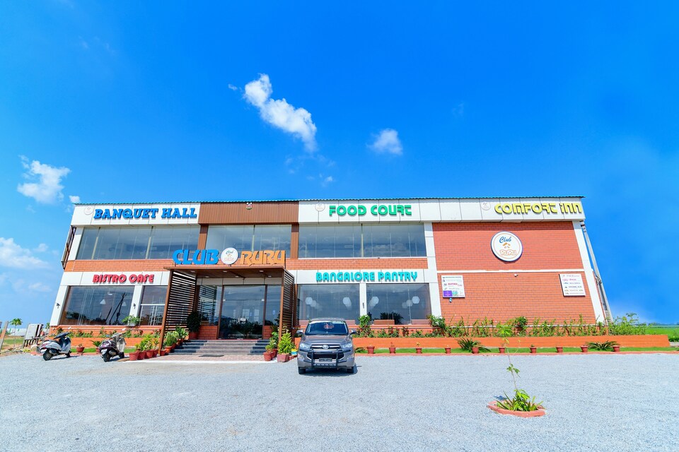 Capital O Triveni Club, Anantapur, Anantapur