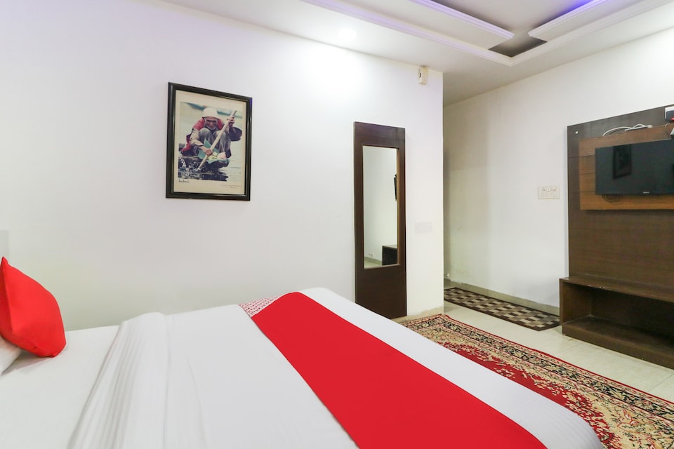 OYO 62320 Hotel Laj, Kangra, Kangra