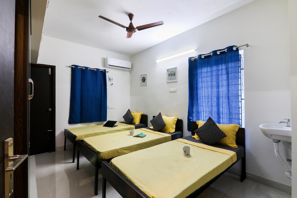 Live as CHN635, OMR Chennai, Chennai