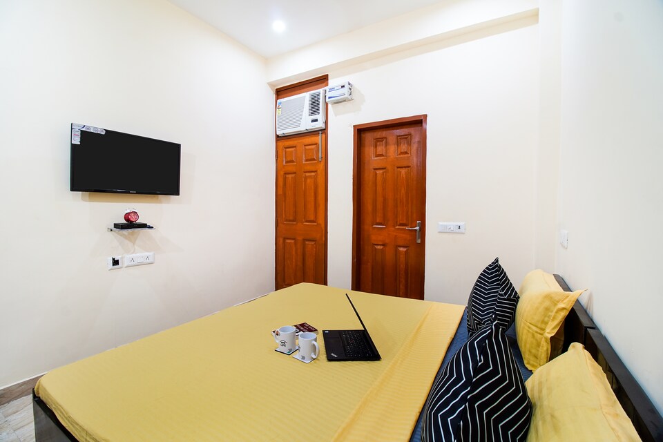 OYO LIFE GRG1761 Golf Course Road, Golf Course Road, Gurgaon