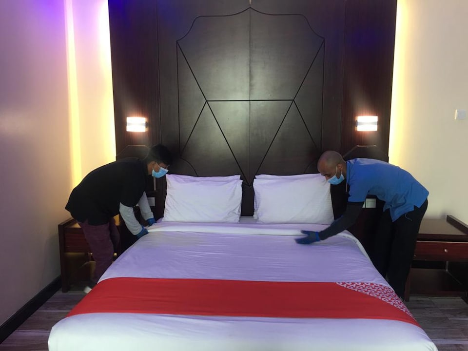 OYO 333 Shh Hotel, Mina Road, Fujairah