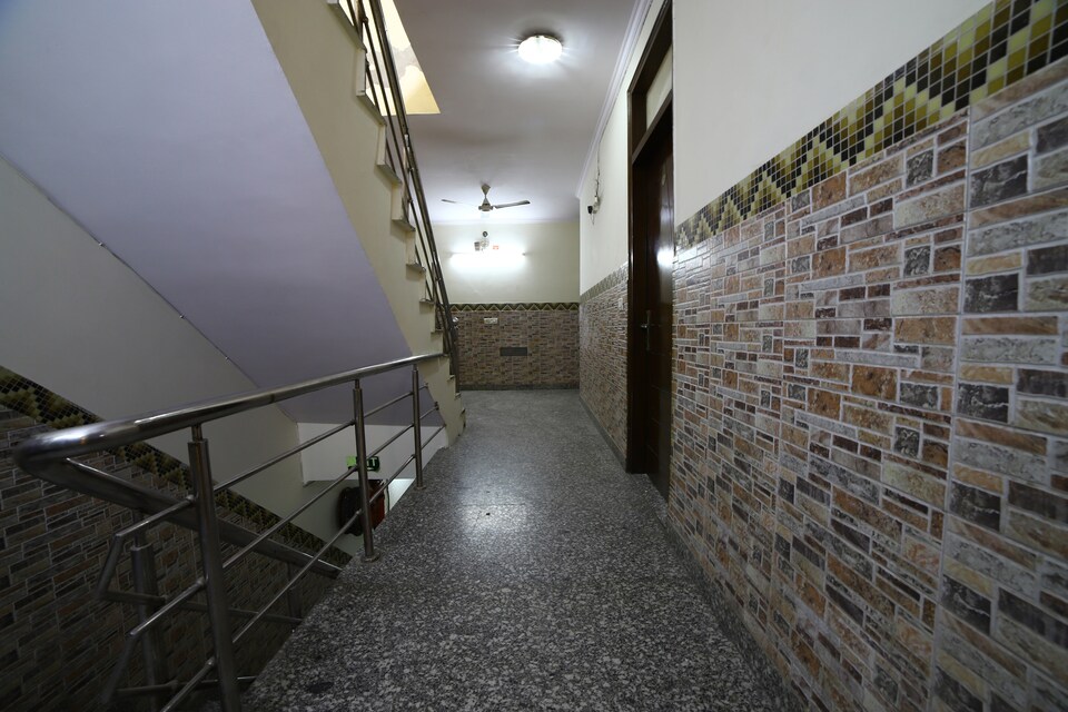 OYO 62355 Visa, Paharganj Delhi, Delhi