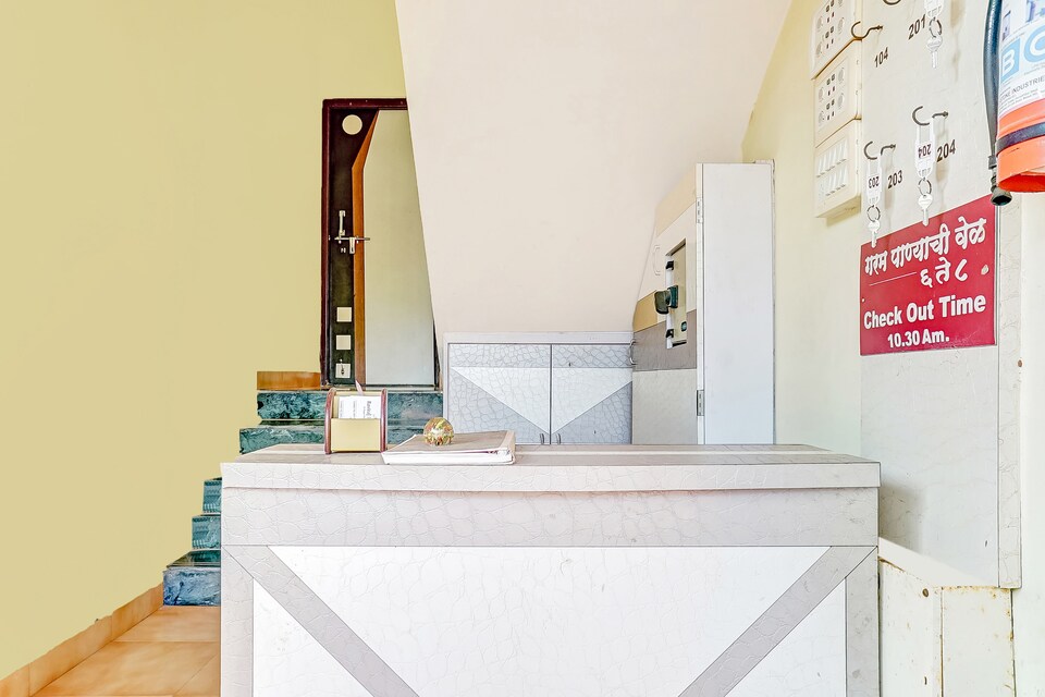 OYO 62384 Raviraj Residency, Dapoli Outer, Dapoli