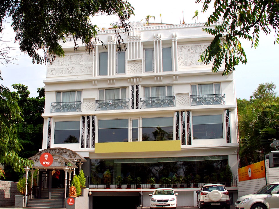 OYO Premium 059 Jubilee Hills, Jubilee Hills, Hyderabad