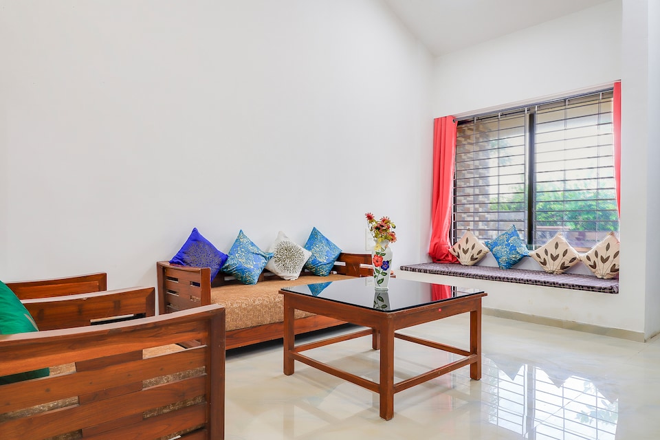 OYO Home 62426 Peaceful Bungalow Deolali, Nashik, Nashik