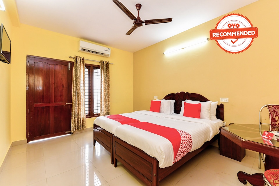 OYO Flagship 62454 The Fourth Floor Ulloor Rd, Medical College - Pattom, Trivandrum