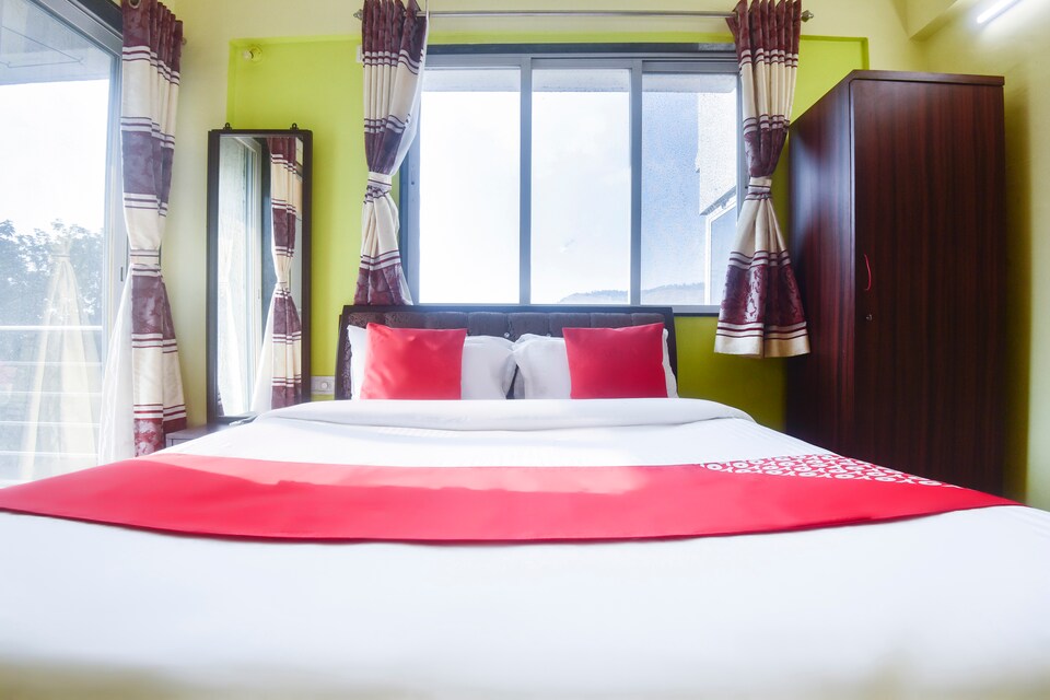 OYO 62456 Dream Palace, Mumbai- Kalyan-Bhiwandi- Badalapur, Mumbai
