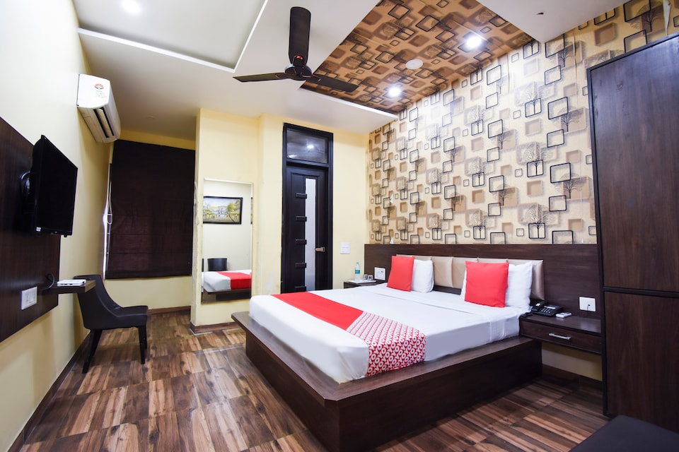 OYO 62461 Hotel Emm Nine, GT Road Ludhiana, Ludhiana