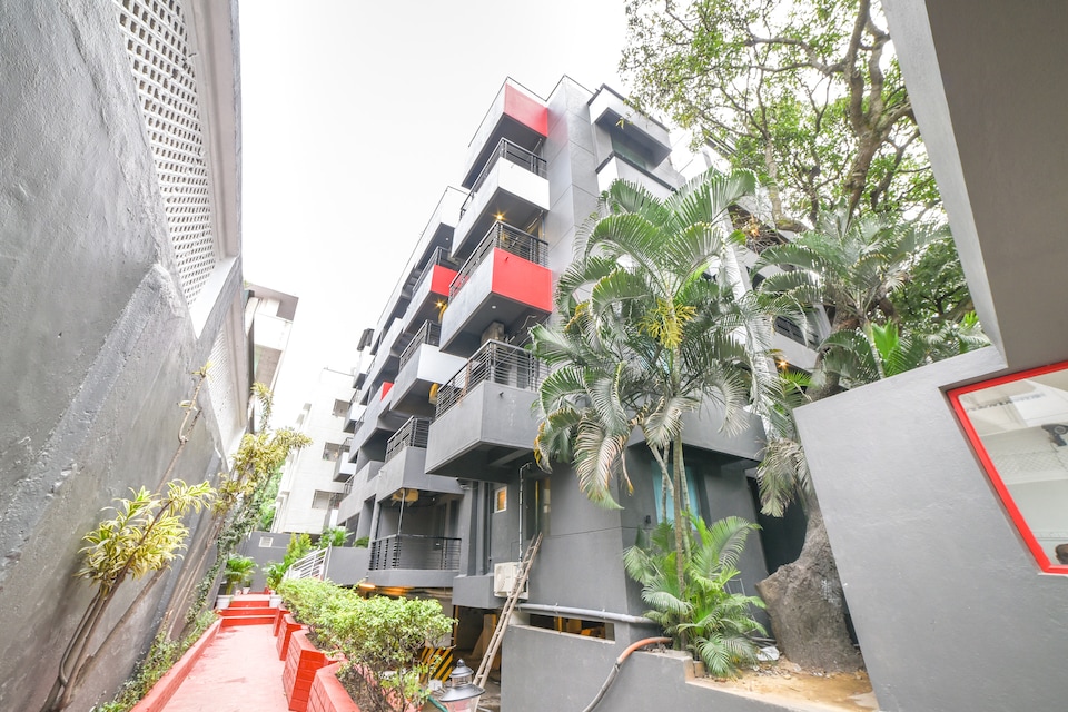 OYO Townhouse 268 Queensway, Indiranagar Bangalore-II, Bangalore
