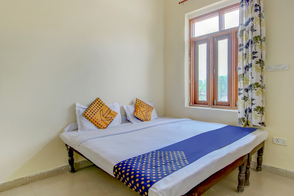 SPOT ON 62478 New Jammu And Punjab Hotel, Amer, Jaipur