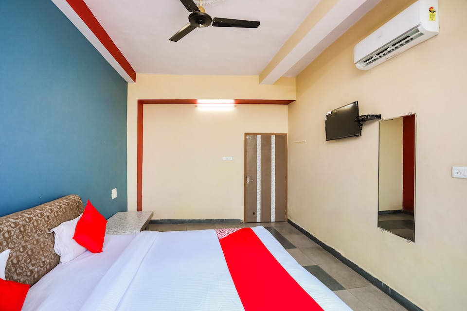 OYO 62481 Sahni Suites, Bina, Bina