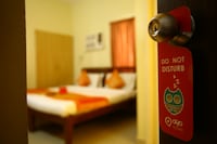 OYO Apartment Hotel Le Park Inn Near Thiruvalluvar Nagar Beach