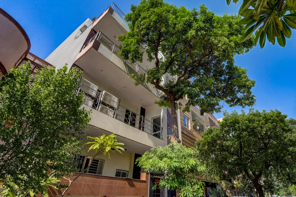 OYO LIFE NOD771 Sector 16 Metro Stn, Noida City, Noida