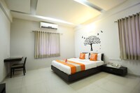 OYO Rooms  Book Hotels Ahmedabad  Tariff    674 Pay Hotel