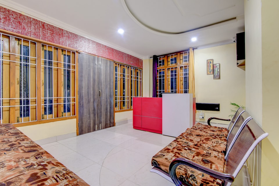 OYO 62501 Bliss Inn Dereeka's, Uzan Bazar Guwahati, Guwahati