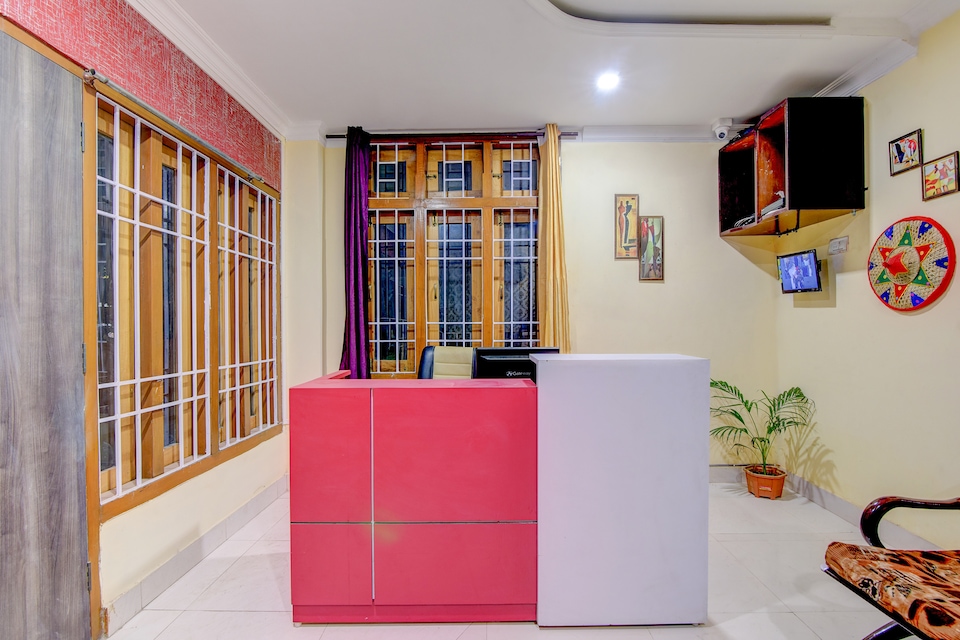 OYO 62501 Bliss Inn Dereeka's, Uzan Bazar Guwahati, Guwahati