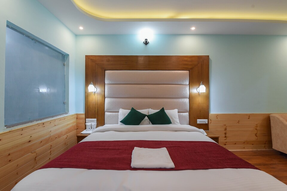 Capital O Jannat Resort, Kanyal Road, Manali