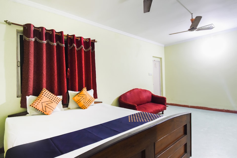 SPOT ON 62535 Abhishek Lodge, Kalyani, Kolkata