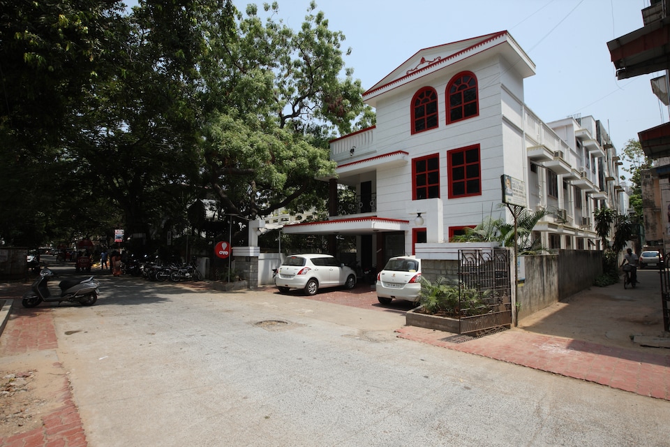 OYO 817 Anna Salai, T Nagar Chennai, Chennai