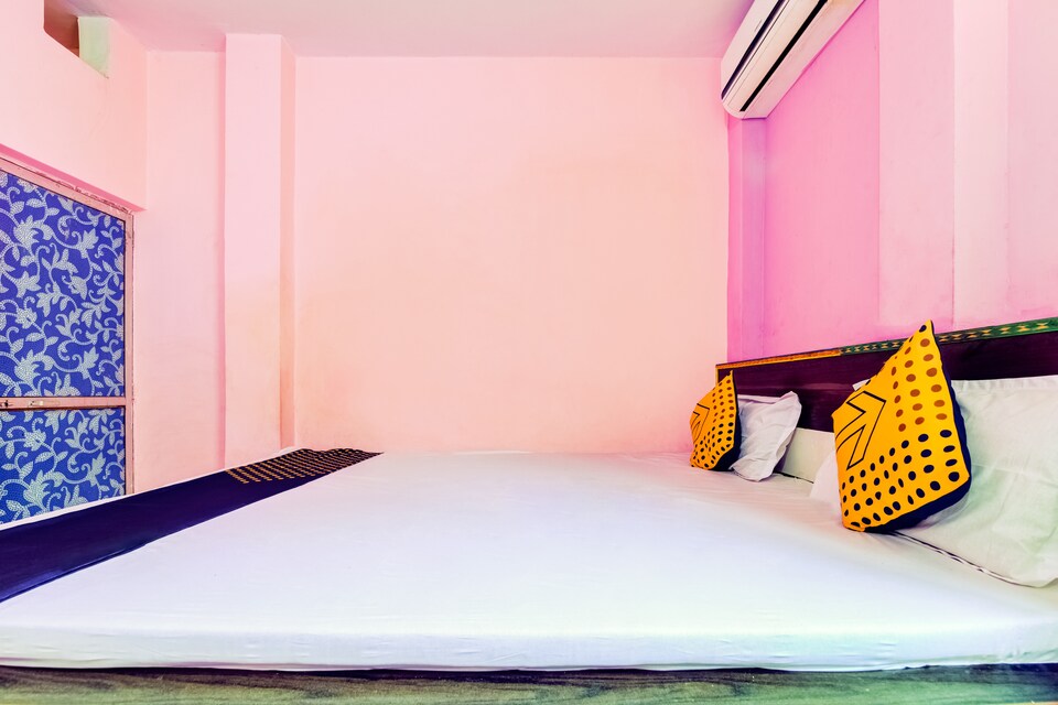SPOT ON 62584 Hotel Sai International, Varanasi Lanka, Varanasi