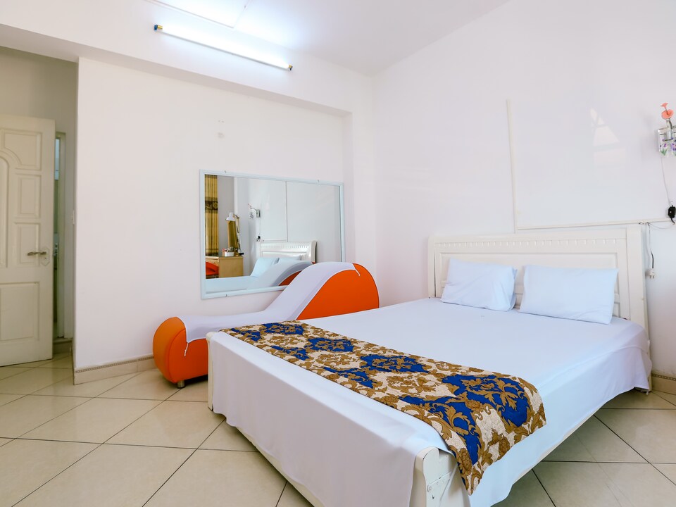 Huong Quynh Hotel, Hoang Mai, Hanoi