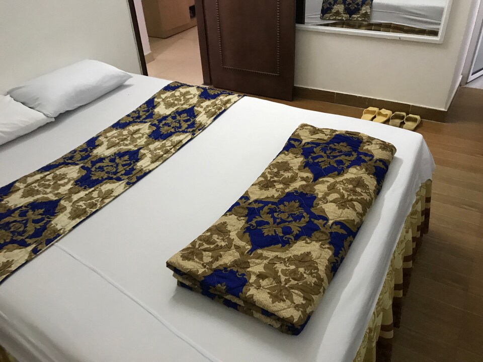 Holiday Hotel, Tay Ho, Hanoi