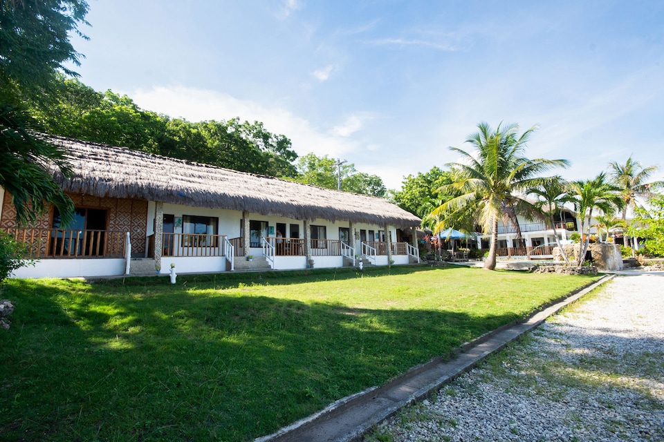 OYO 438 Ermi Beach Resort, Oslob, Oslob