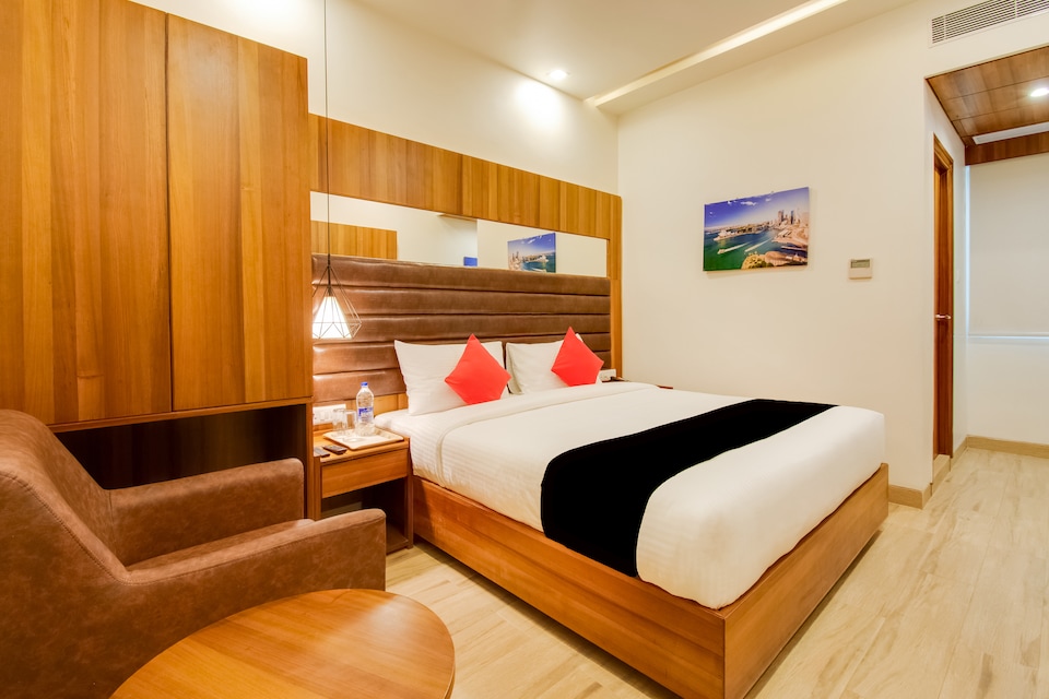 Capital O 62639 Inn The Centre, Nellore Bus Station, Nellore