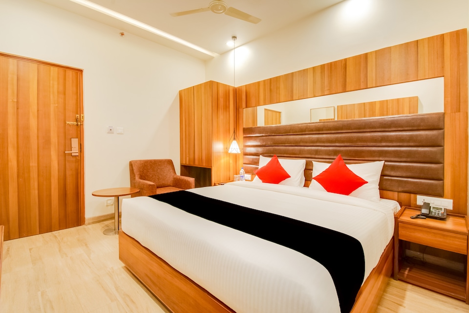 Capital O 62639 Inn The Centre, Nellore Bus Station, Nellore