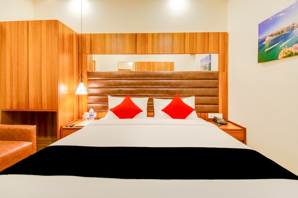 Capital O 62639 Inn The Centre, Nellore Bus Station, Nellore