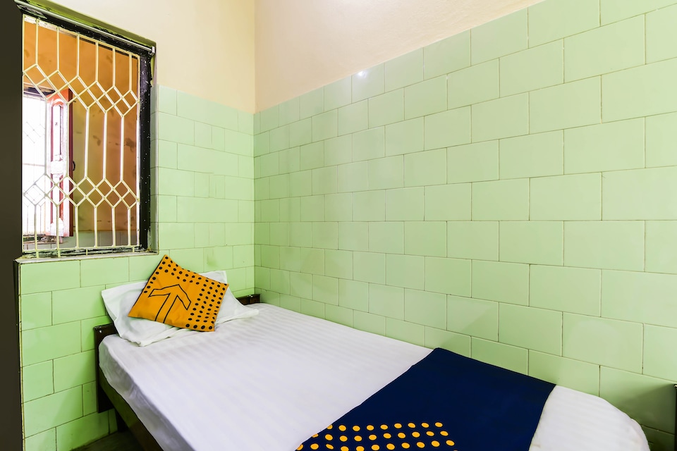 SPOT ON Ashirbad Guest House, Cuttack, Cuttack