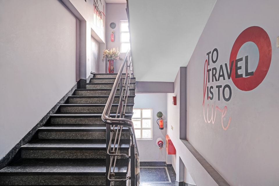 Super Townhouse Zoo Road Near Guwahati Central Formerly IR Luxuria, Ganeshguri Guwahati, Guwahati